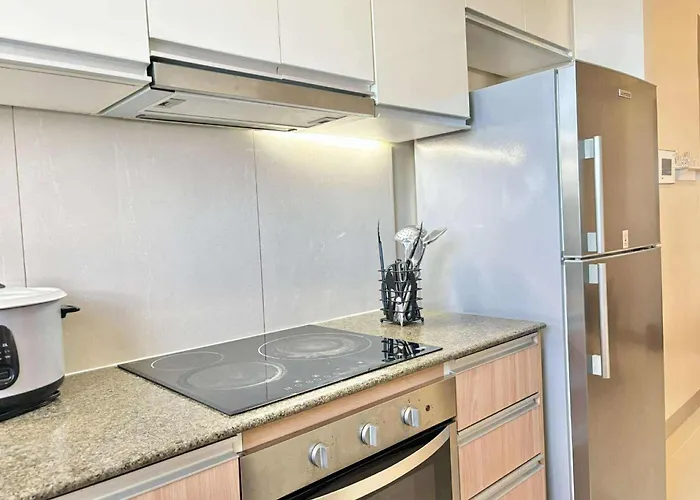 Spacious For 6pax At One Manchester Place